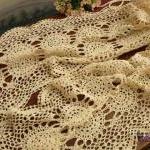 Ecru Vintage Hand Crochet Scallop Edge Lace Table..